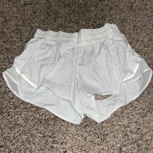 lululemon hotty hot shorts